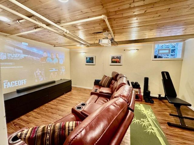 Spacious 3Br Home With Movie Theater Pittsburgh Dış mekan fotoğraf